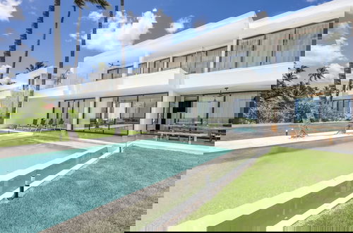 Foto 5 - A Tale of Luxury Serenity and Oceanfront Bliss