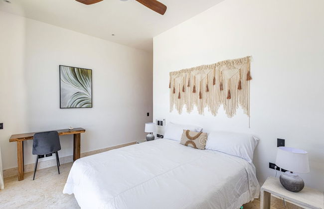 A Tale of Luxury Serenity and Oceanfront Bliss - Foto 26