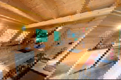 Photo 9 - Chalet in Rossiniere Near Glacier & Lake