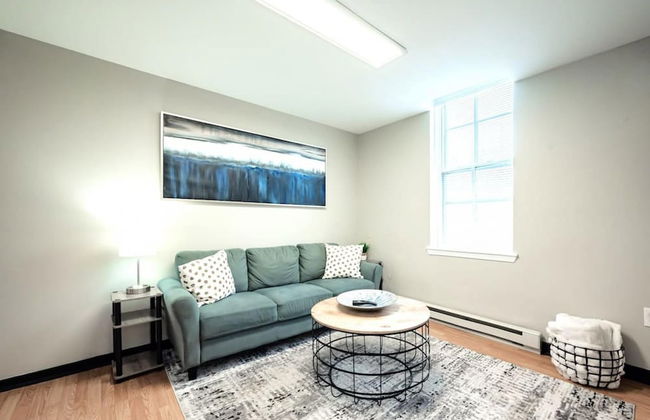 The Terrace at Park Place 2nd Floor Walk up -cozy 2 Bedroom Fast Wifi Free Coffee - Foto 2
