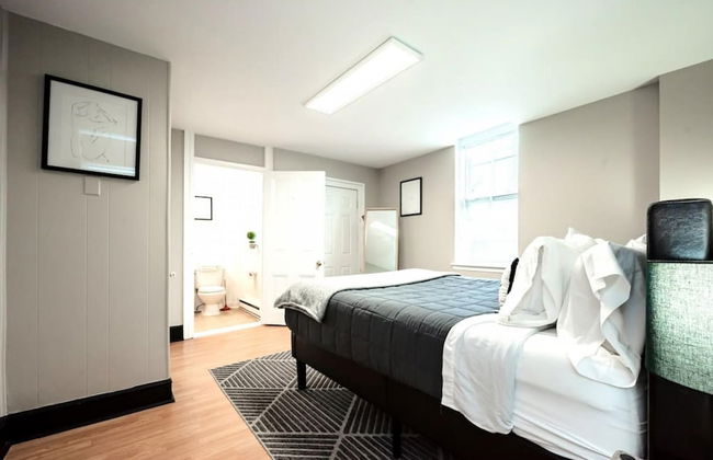 The Terrace at Park Place 2nd Floor Walk up -cozy 2 Bedroom Fast Wifi Free Coffee - Foto 10