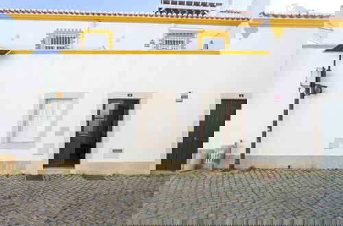 Foto 1 - Yellow Stripe in Tavira