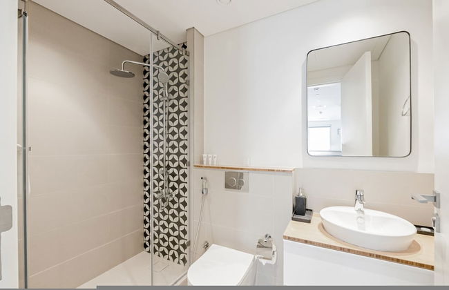 Luxury at Socio Dubai Hills 2 Beds Sleeps 4 - Foto 16