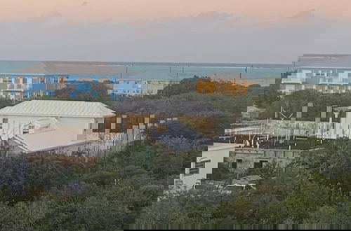 Photo 26 - New Condo with Sea View