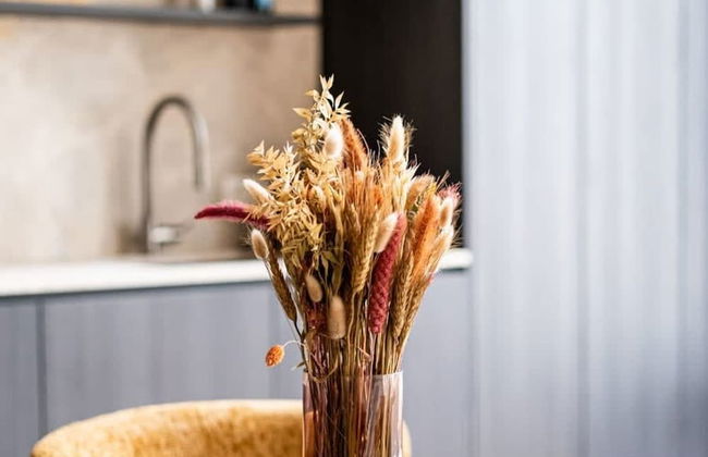 Stylishly Renovated Apartment With City View - Foto 13