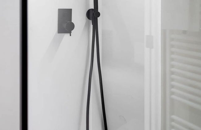 Stylishly Renovated Apartment With City View - Foto 18