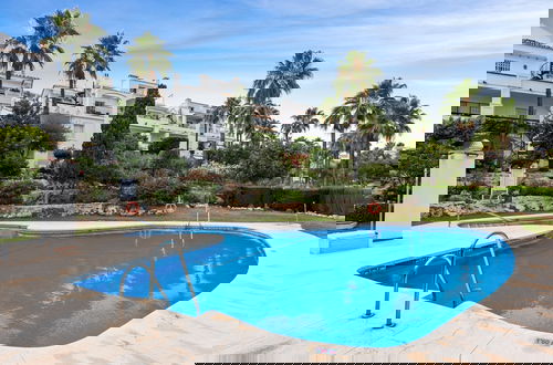 Foto 1 - Amazing Pool and Garden Apartment by Costarentals - Ref 253
