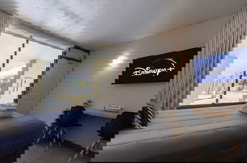 Foto 6 - Entire Studio With Free Shuttle to Disney