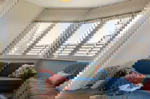 Foto 9 - Bright Apartment With Large and Sunny Garden