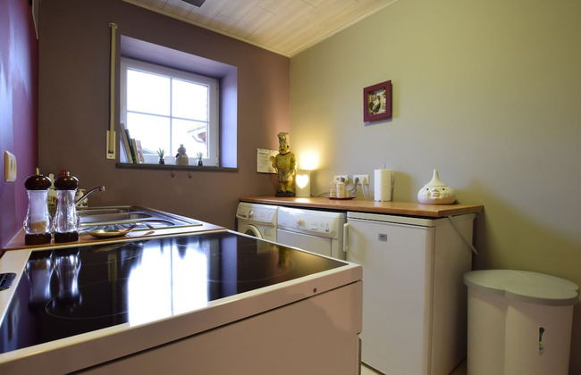 Cottage in Former Farmhouse in Tillet - Foto 10