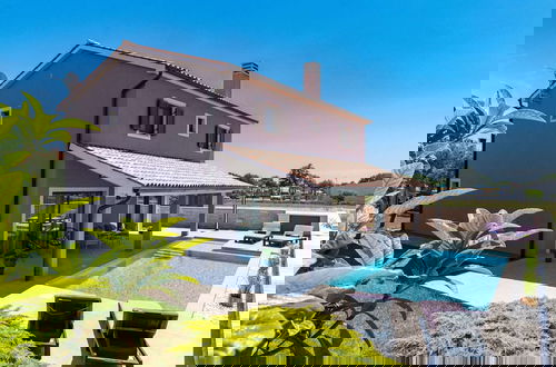 Photo 13 - Beautifull Villa With Private Pool