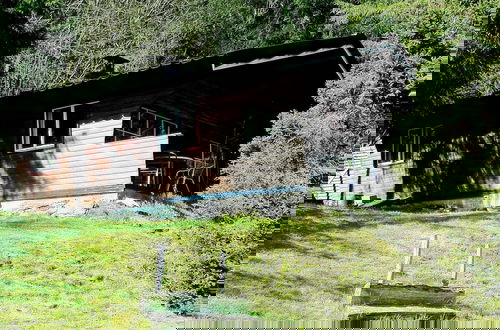 Foto 17 - Tranquil Chalet set in Woodland Surroundings