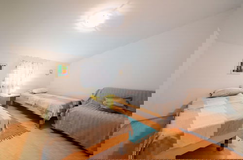Foto 7 - Lovely Apartment With Swimming Pool