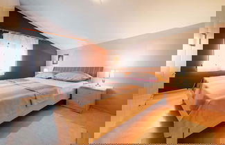 Foto 2 - Lovely Apartment With Swimming Pool