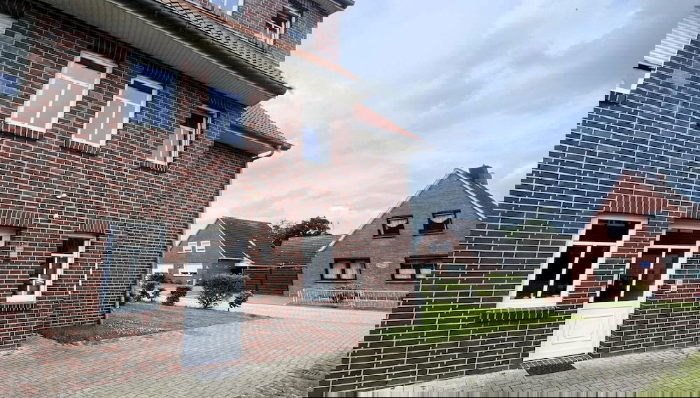 Primary image