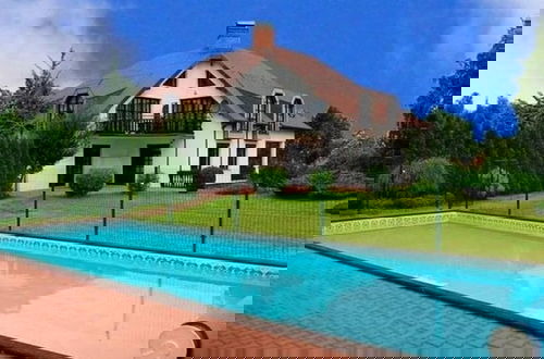 Foto 1 - Large Holiday Villa With Pool, Brenna
