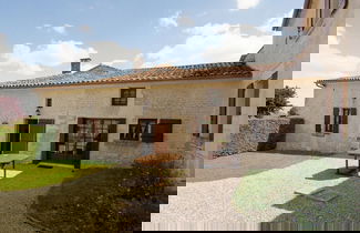 Foto 1 - Luxury Apartment With Terrace, Sauna, Tennis, Pool