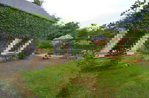 Foto 41 - Quaint Holiday Home in Bievre in the Forest