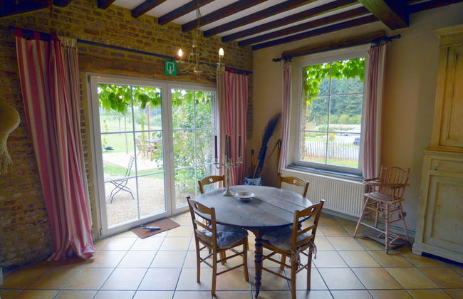 Quaint Holiday Home in Bievre in the Forest - Foto 27