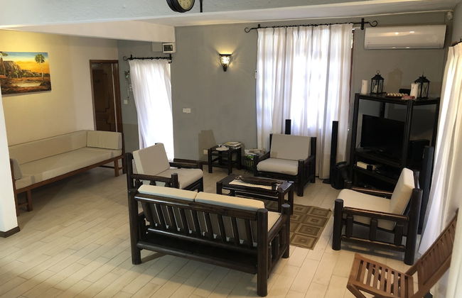 Villa with Heated Pool - Foto 17