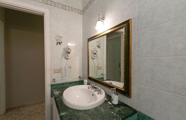 Independent Apartment Right in the Center Wi-fi - Photo 20