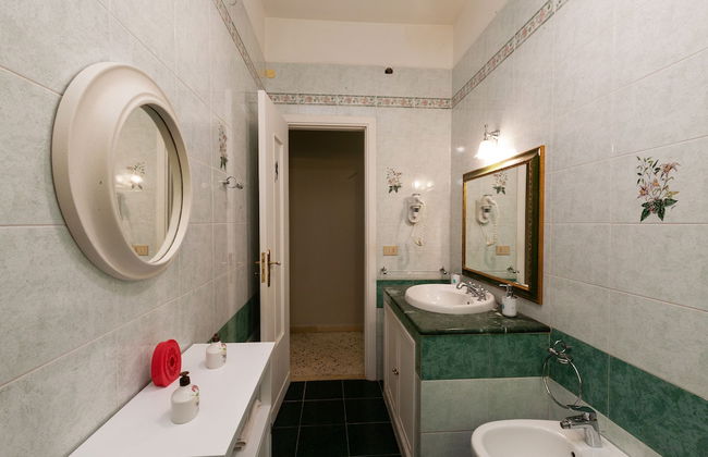 Independent Apartment Right in the Center Wi-fi - Photo 21