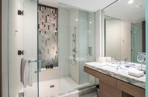 Photo 12 - Suites at SLS LUX Brickell managed by CE