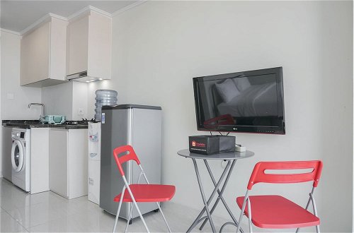 Foto 16 - Minimalist and Comfort Studio at Green Sedayu Apartment