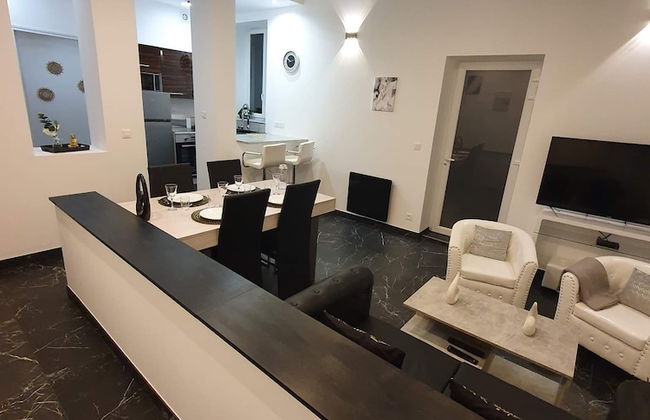La Forteresse Jacuzzi-Sauna - Photo 12