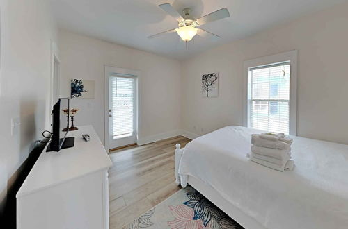 Foto 2 - Bungalows at Seagrove by Southern Vacation Rentals