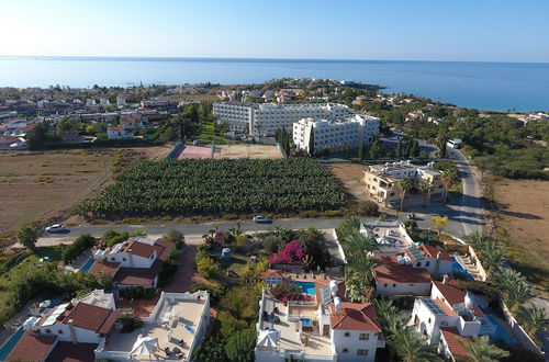 Photo 31 - Huge ! Lovely! Private! Villa in The Heart Of Coral Bay! Car Not Essential