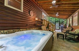 Photo 3 - Underlook Cabin-secluded Cabin With Wifi Large Deck Gas Grill Wood Fireplace