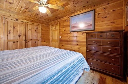 Photo 19 - Underlook Cabin-secluded Cabin With Wifi Large Deck Gas Grill Wood Fireplace