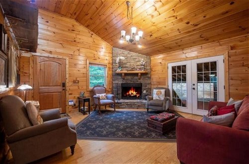Photo 10 - Underlook Cabin-secluded Cabin With Wifi Large Deck Gas Grill Wood Fireplace