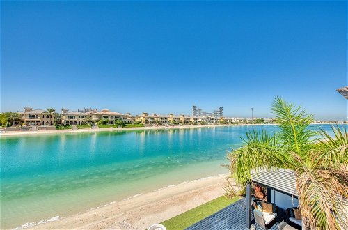 Photo 63 - Glamourous Beachfront Villa on The Palm w Pool