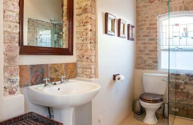 Barry Hall Apartments - Photo 52
