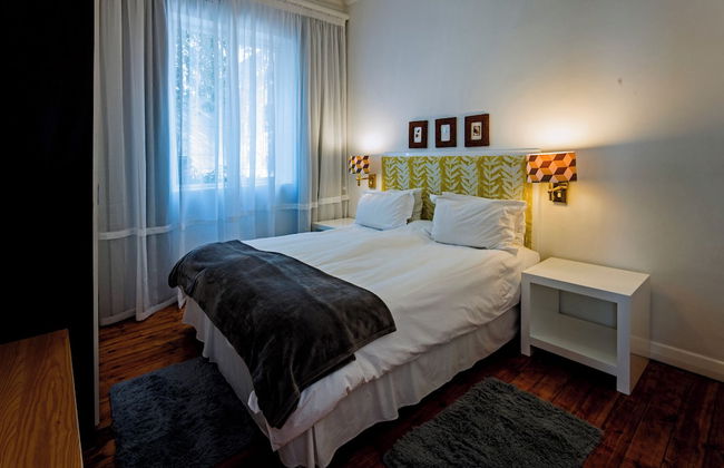 Barry Hall Apartments - Photo 11