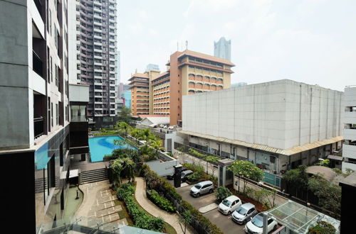 Photo 16 - Best Price Studio Apartment at Tamansari Semanggi