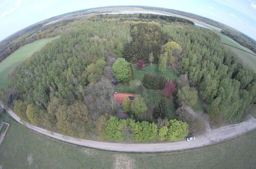 Photo 39 - Cozy Holiday Home in Uden With Huge Private Garden