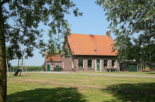 Foto 61 - Authentic Farmhouse in Zeeland Flanders