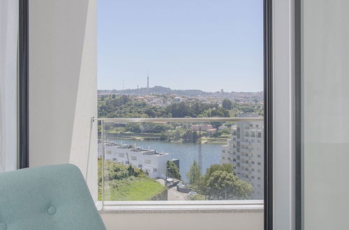 Foto 17 - Liiiving in Porto - Luxury River View Apartment I