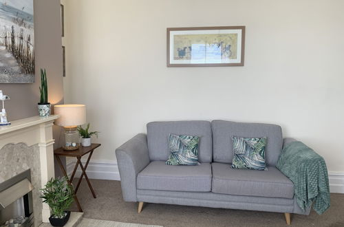 Photo 8 - Charming 1-bed Apartment in Ventnor