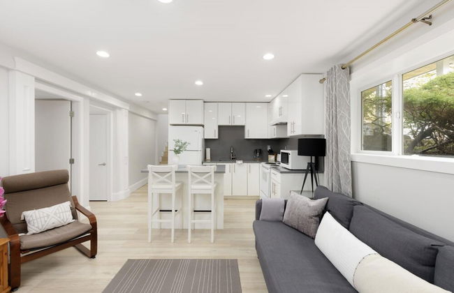 Stylish 1 BR Suite in North Vancouver 10 Mins ski - Foto 7