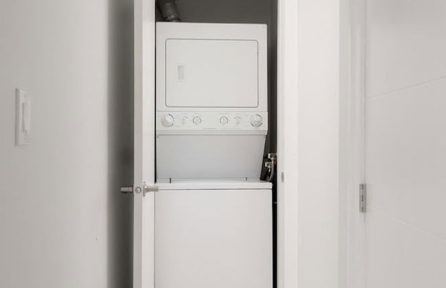 Stylish 1 BR Suite in North Vancouver 10 Mins ski - Foto 8