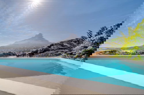 Foto 1 - Six Bedroom Holiday Villa on Three Levels w Pool Silvertree