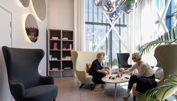 Lobby-Lounge