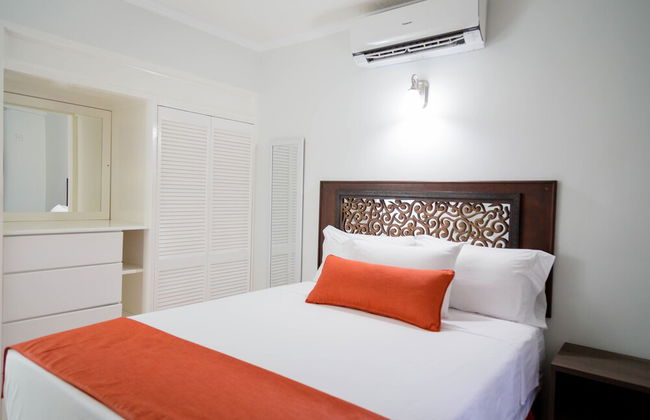 Centrally Located Guest Apartments - Photo 18