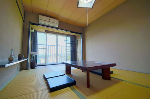 Photo 14 - Shirahama White Beach House