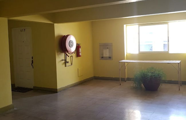 New Kingston Apt at Kensington Court - Photo 37
