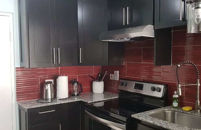 New Kingston Apt at Kensington Court - Photo 18